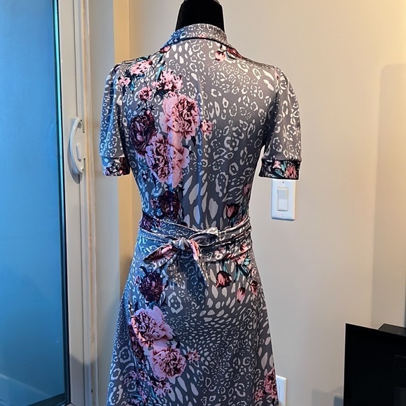 Floral Wrap Dress - Picture 5 of 9